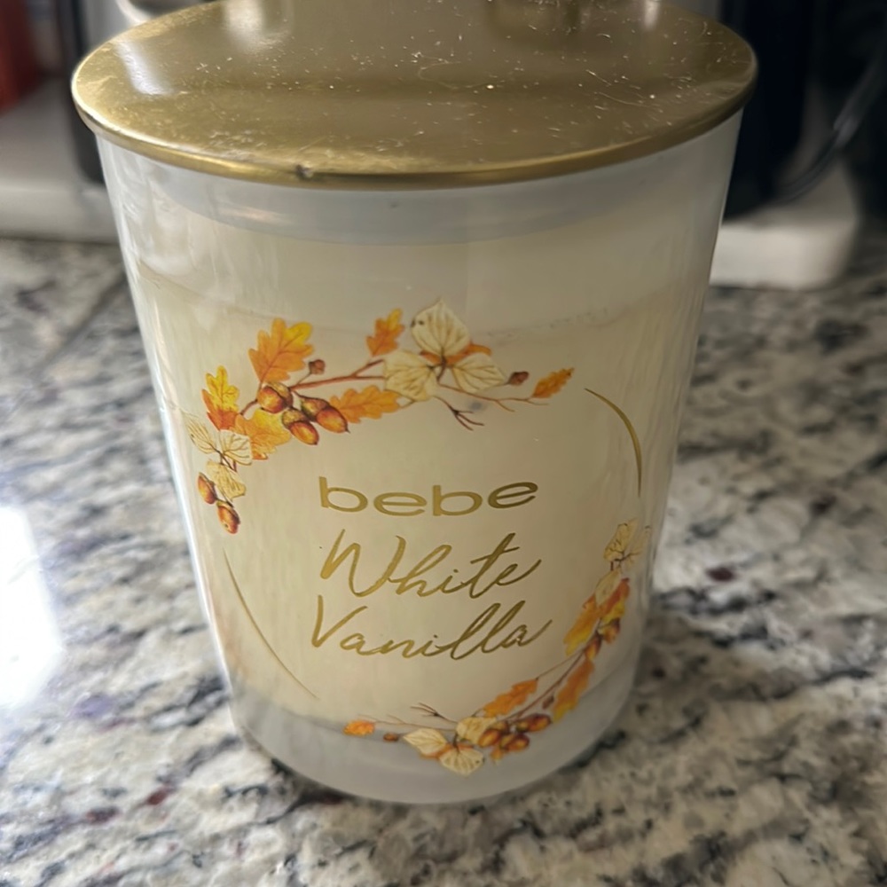Brand new Bebe White Vanilla candle